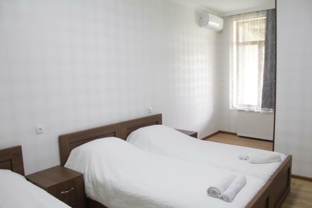Bagration Hotel Gori Luaran gambar