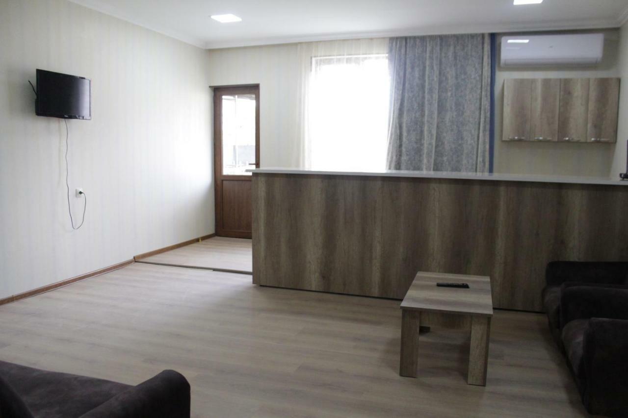 Bagration Hotel Gori Luaran gambar